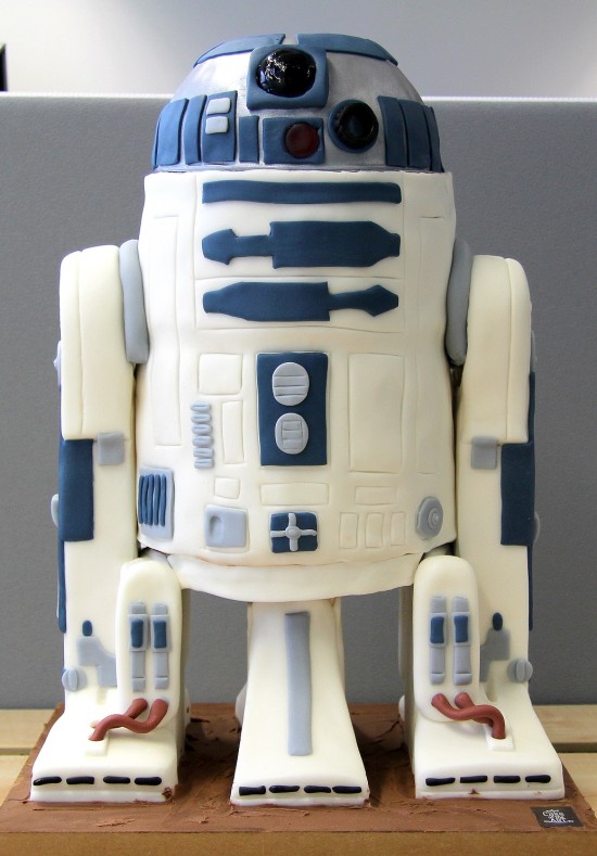 Cake-of-the-Art_R2-D2